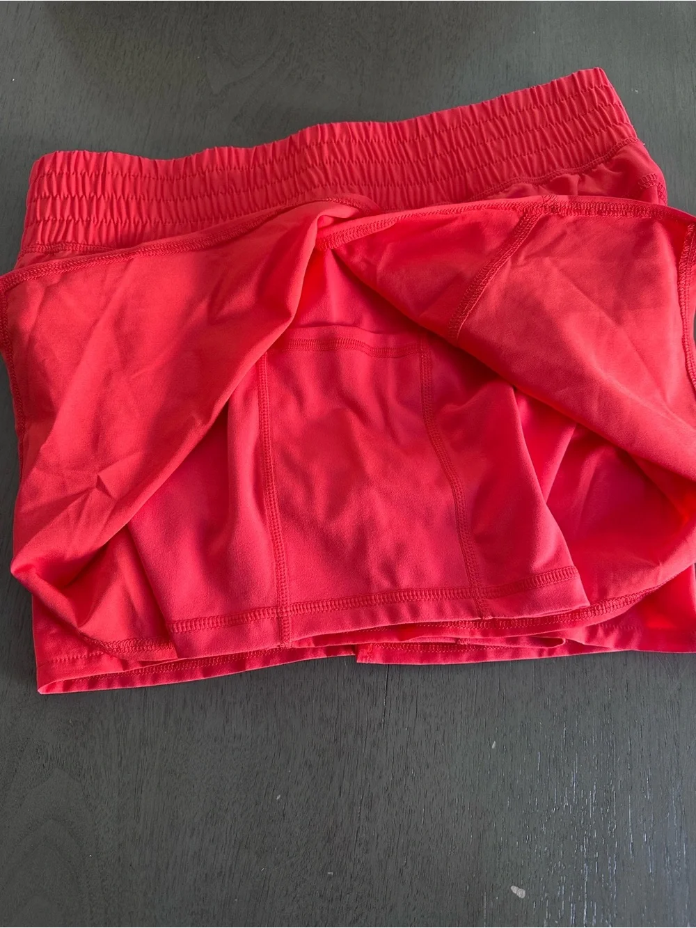 90 DEGREE by REFLEX Lightstreme Love and Flutter Running Shorts Red Size Medium